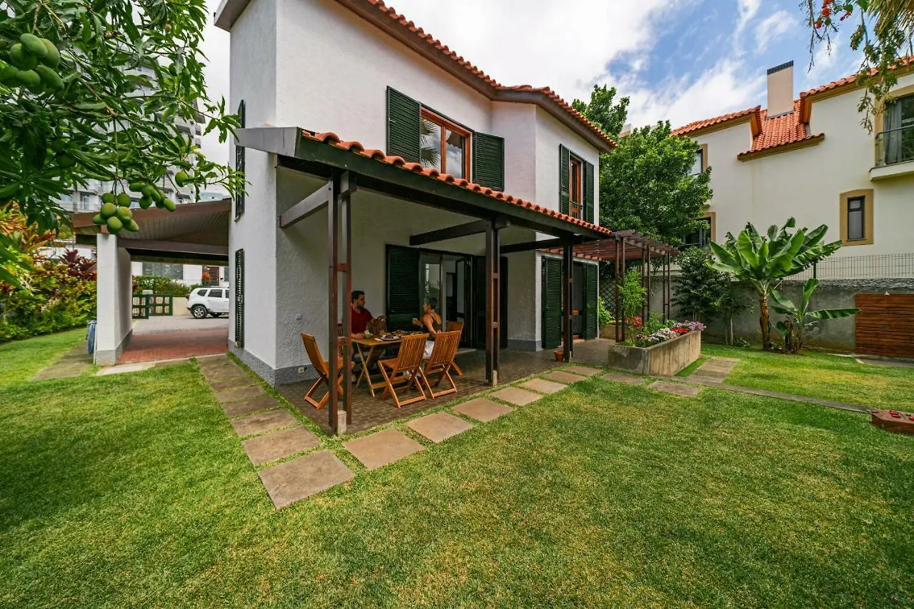Feriehus Casa Do Lido By An Island Apart Funchal