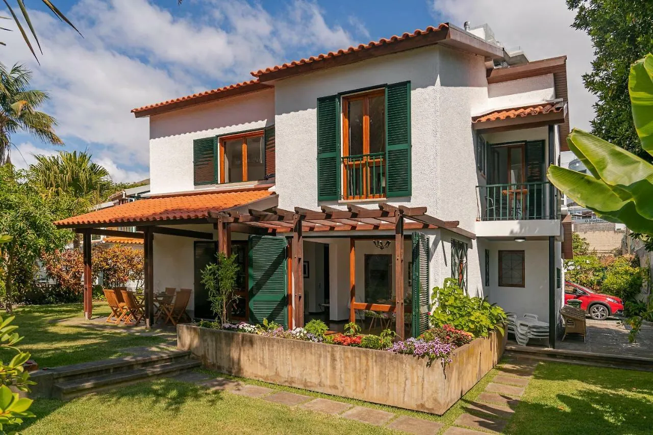 Casa Do Lido By An Island Apart Funchal